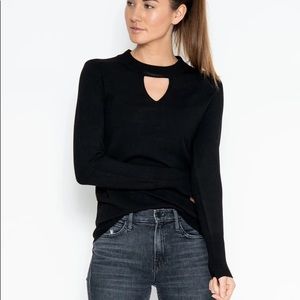 NWT One Grey Day Sammi Long Sleeve Top